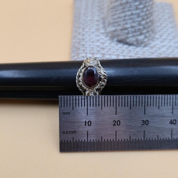 Size 5.25 Sterling Silver Dainty Red Garnet Rope Style Ring A5334 - Picture 8 of 9